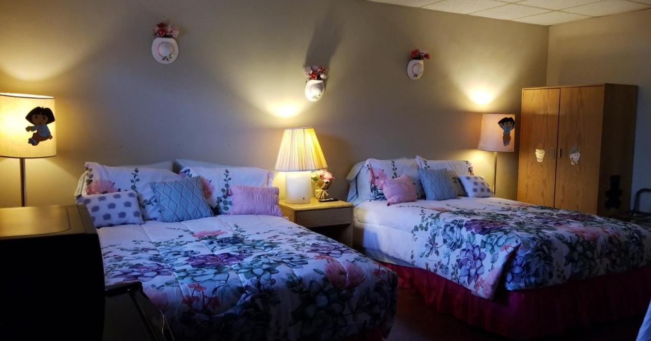 Pittsfield Motor Inn Dış mekan fotoğraf