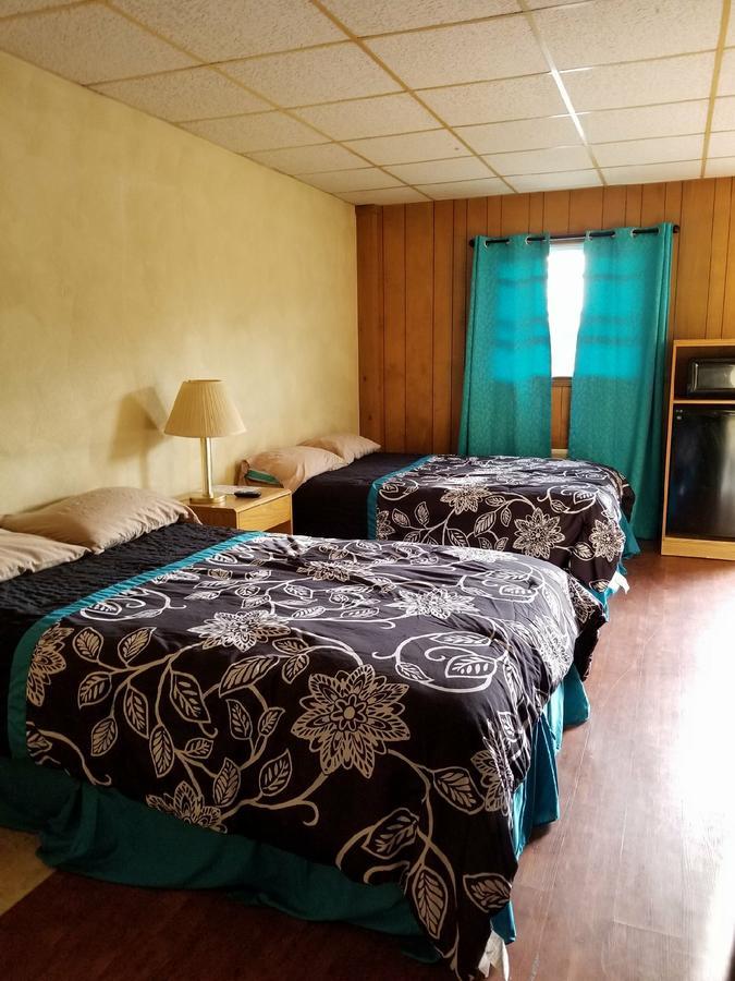 Pittsfield Motor Inn Dış mekan fotoğraf